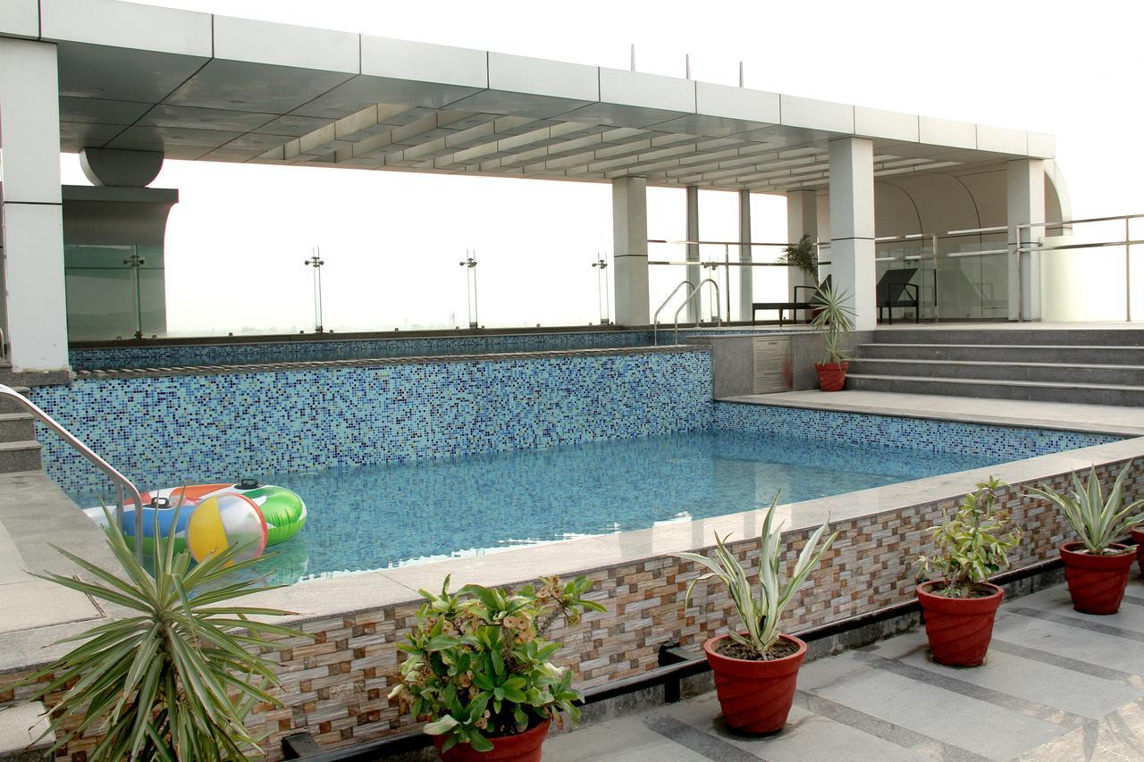 Stella Hotel Bathinda Exterior photo