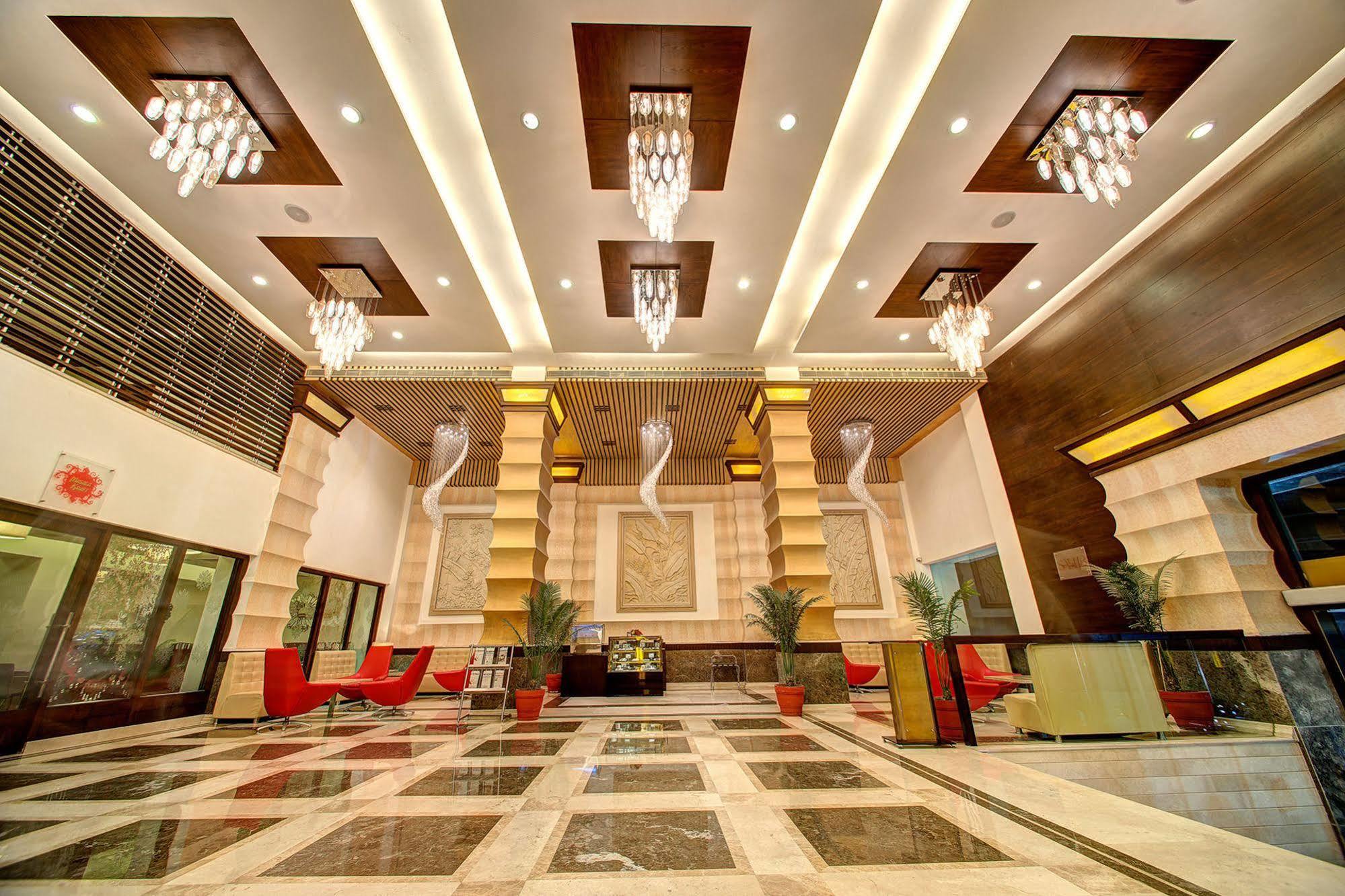 Stella Hotel Bathinda Exterior photo